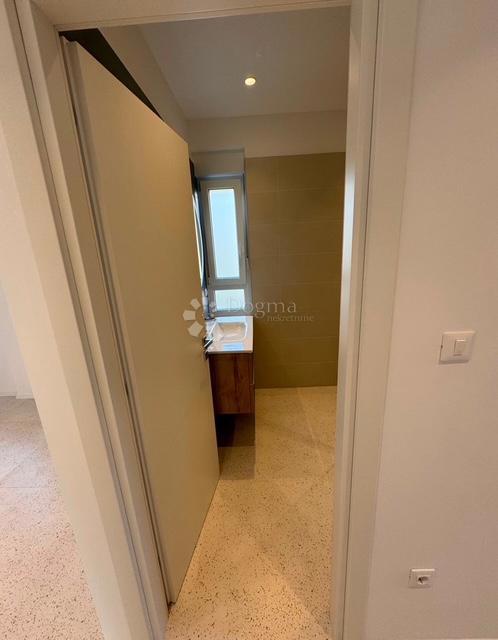 Allogio Vojak, Rijeka, 97m2