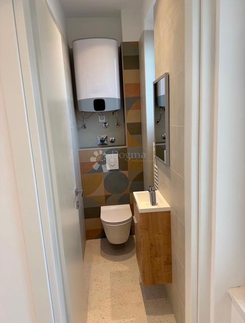 Allogio Vojak, Rijeka, 97m2