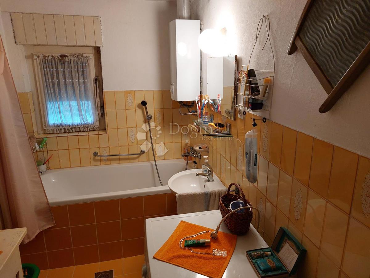 Casa Krivaj, Lipovljani, 120m2