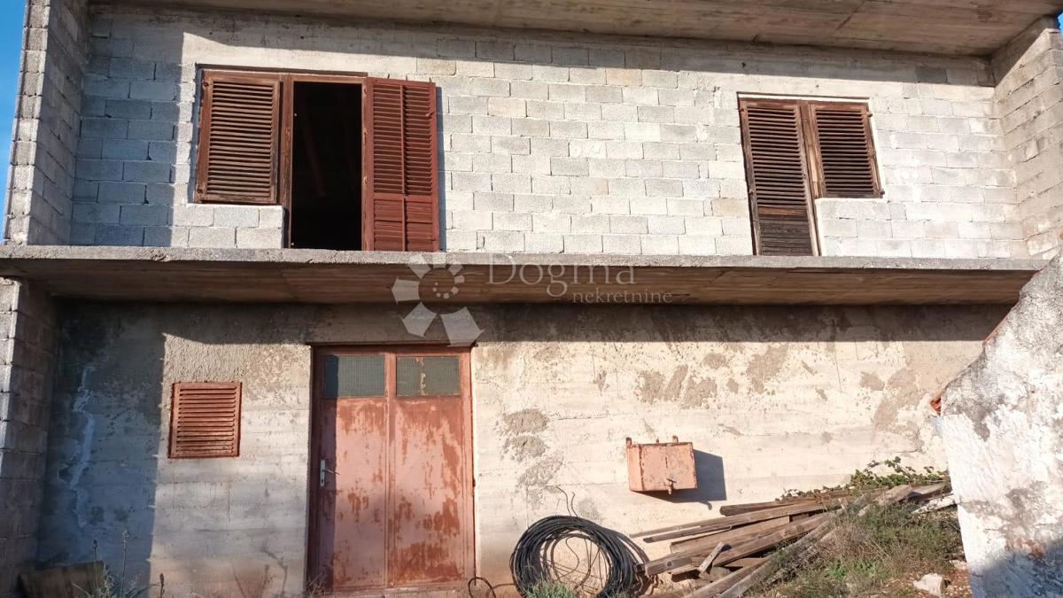 Casa Slivnica, Posedarje, 160m2