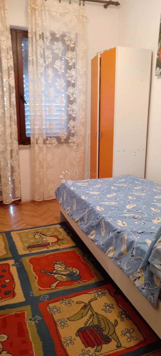 Grande casa a Loborica 