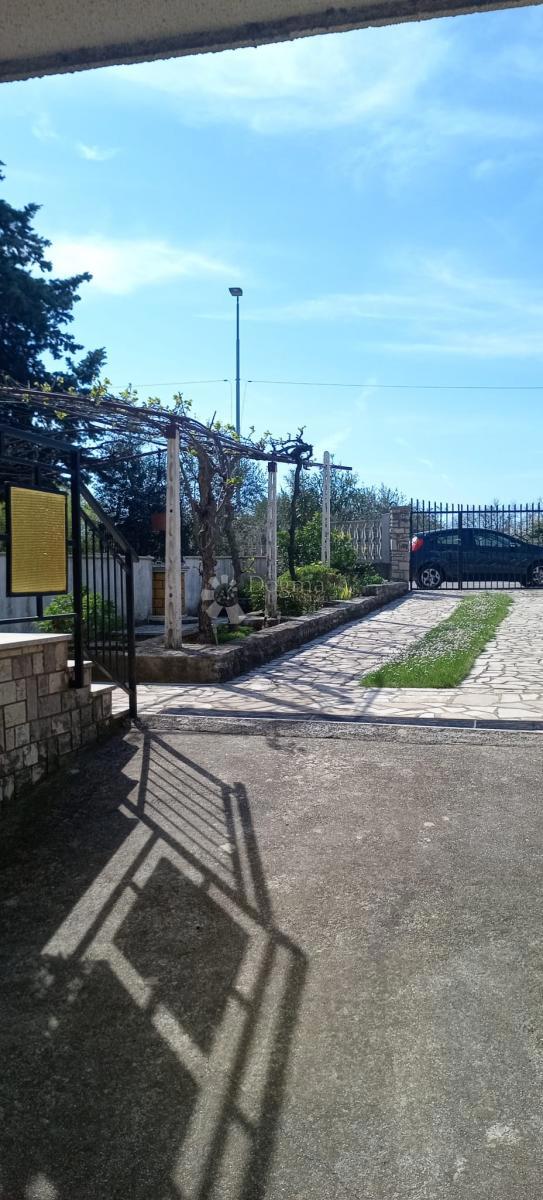 Grande casa a Loborica 