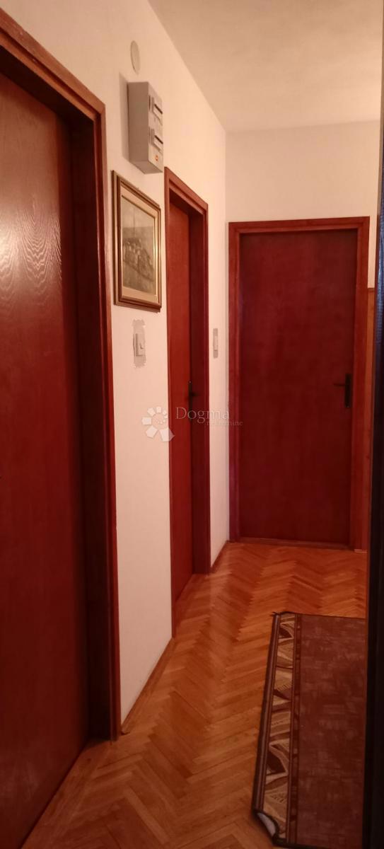 Grande casa a Loborica 