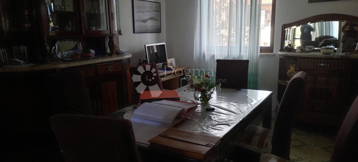 Grande casa a Loborica 