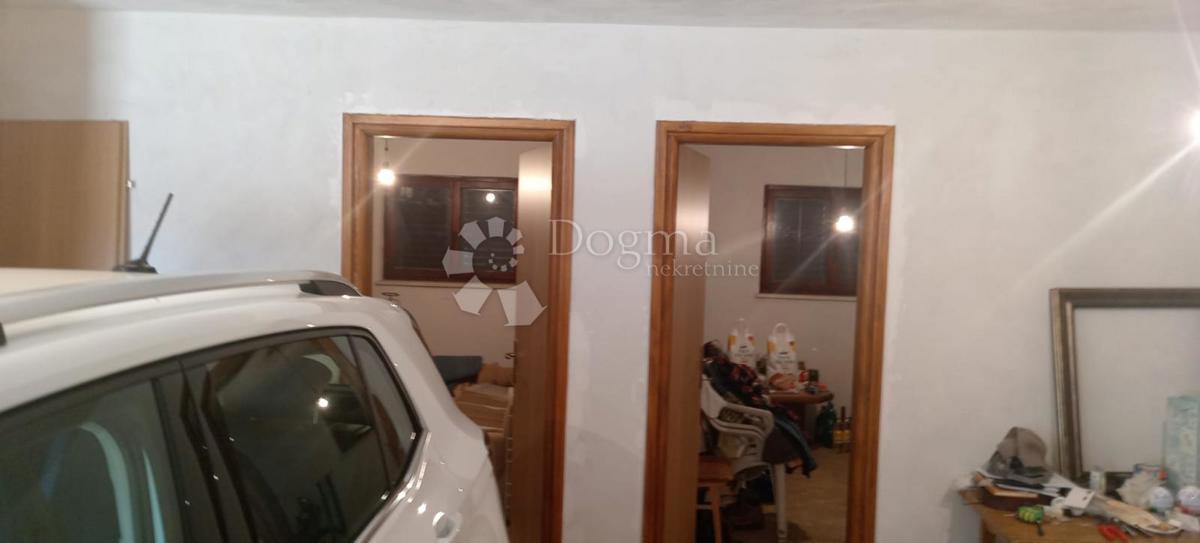 Grande casa a Loborica 