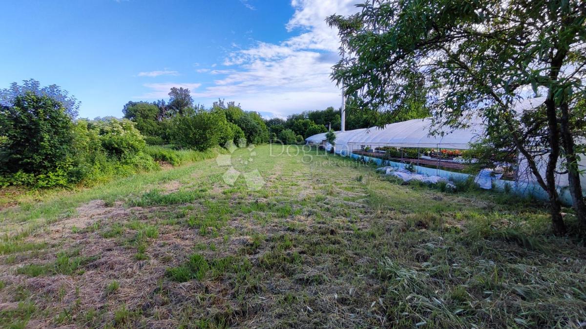 Casa Donji Kraljevec, 1.948m2