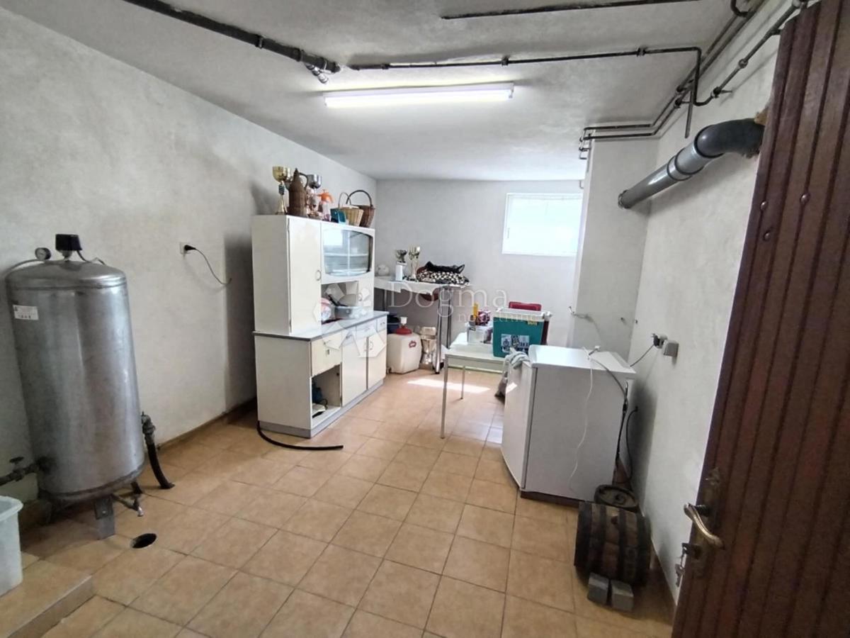 Casa Mali Grabičani, Sokolovac, 218m2