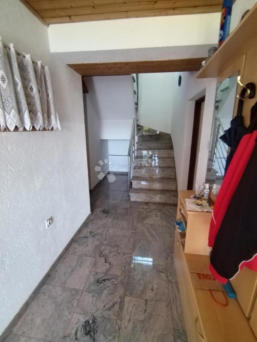 Casa Mali Grabičani, Sokolovac, 218m2