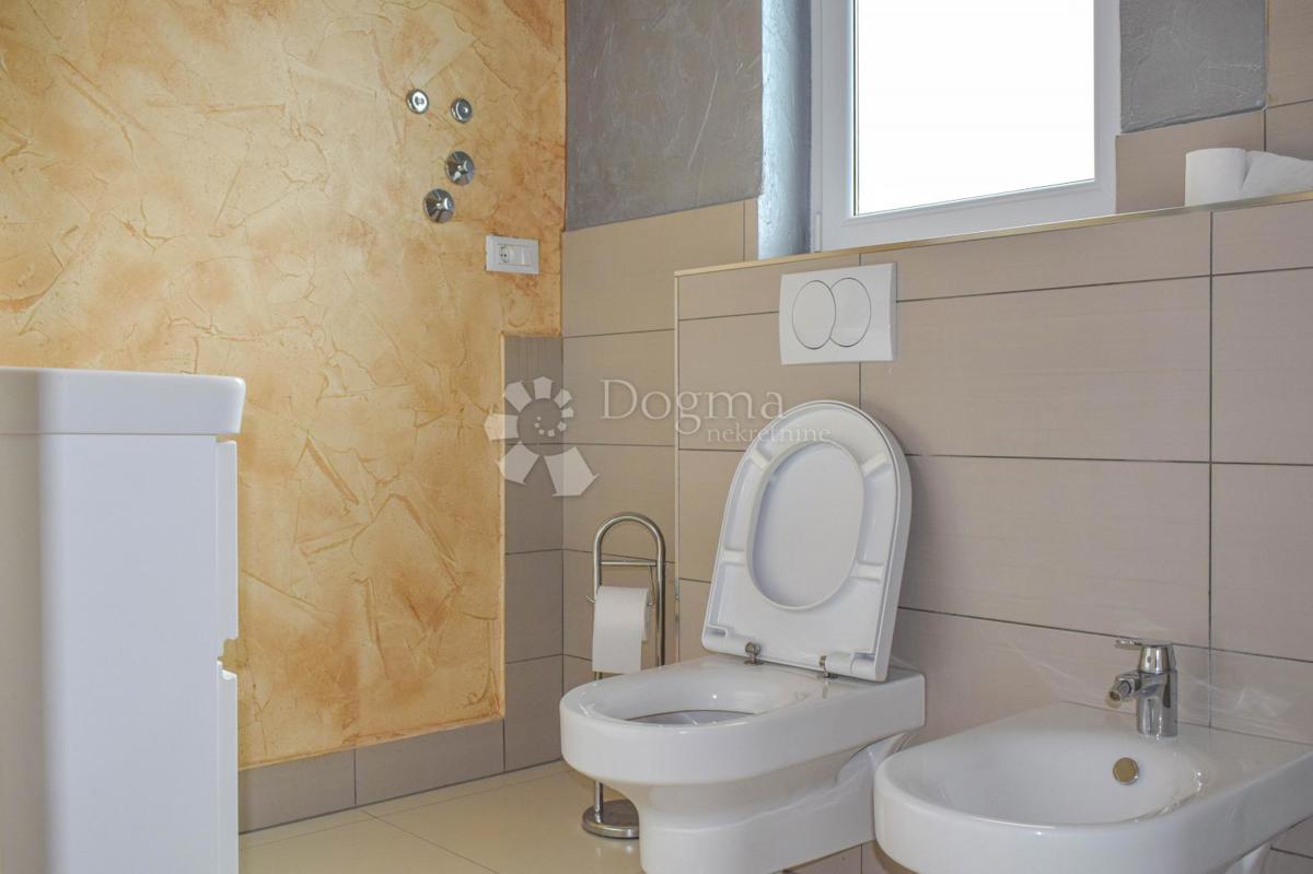 Casa Poreč, 400m2