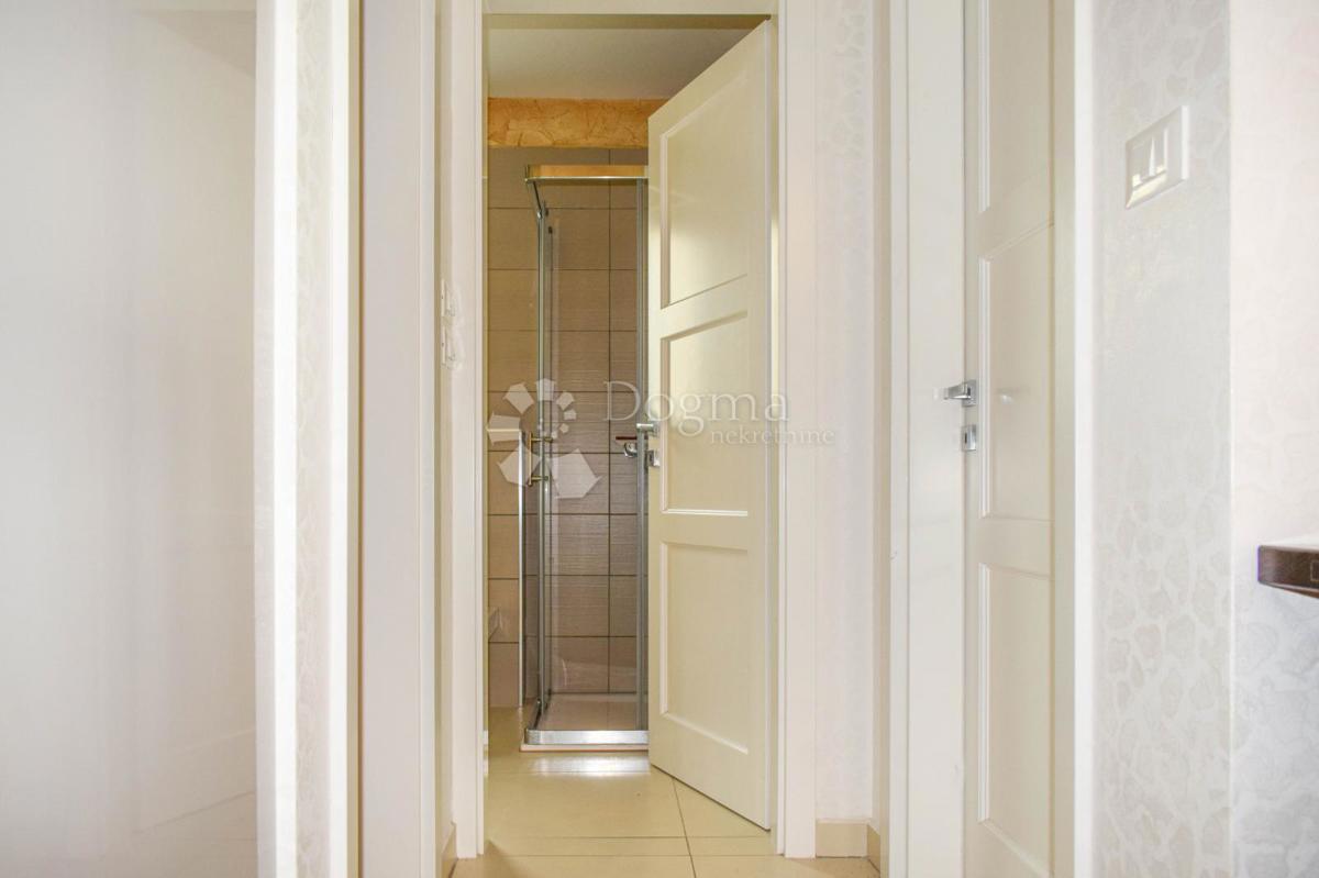 Casa Poreč, 400m2