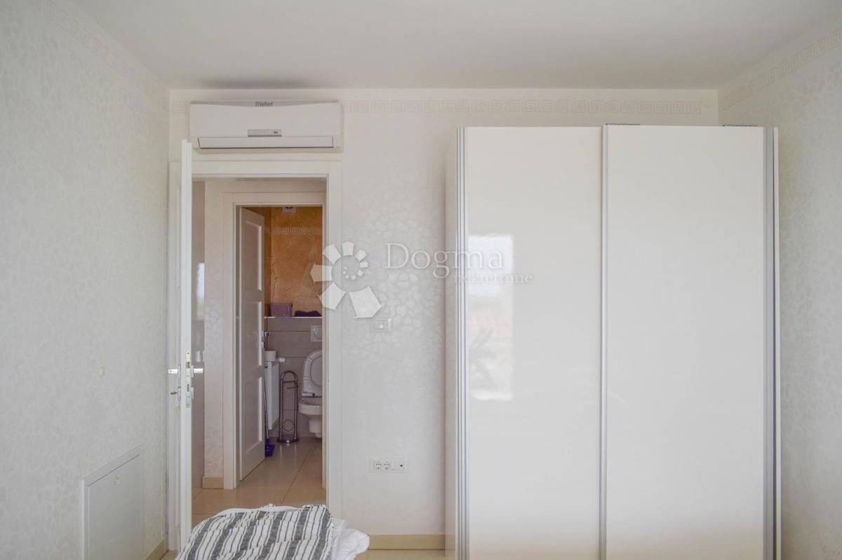 Casa Poreč, 400m2