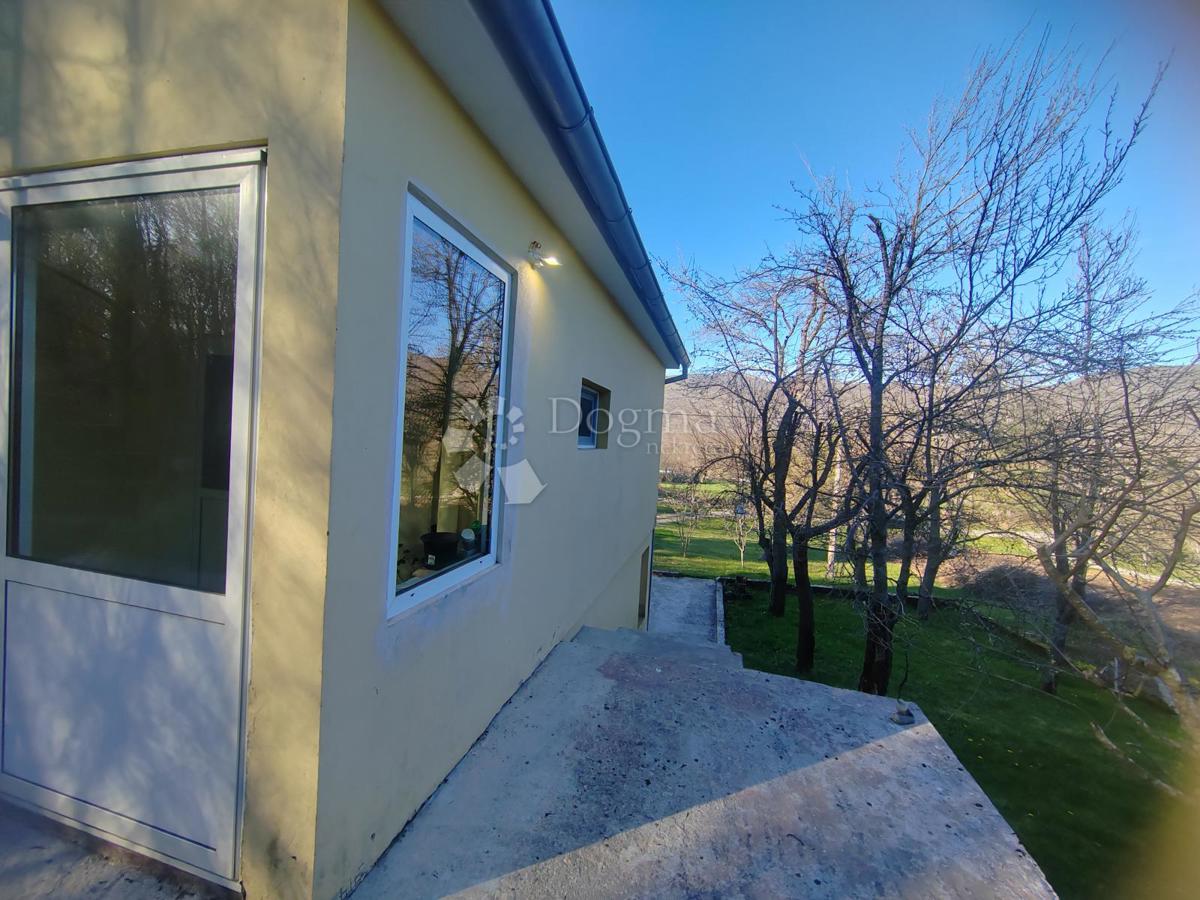 Casa Štikada, Lovinac, 135m2