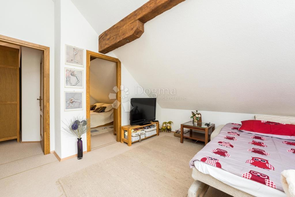 Casa Kruškovac, Gospić - Okolica, 200m2