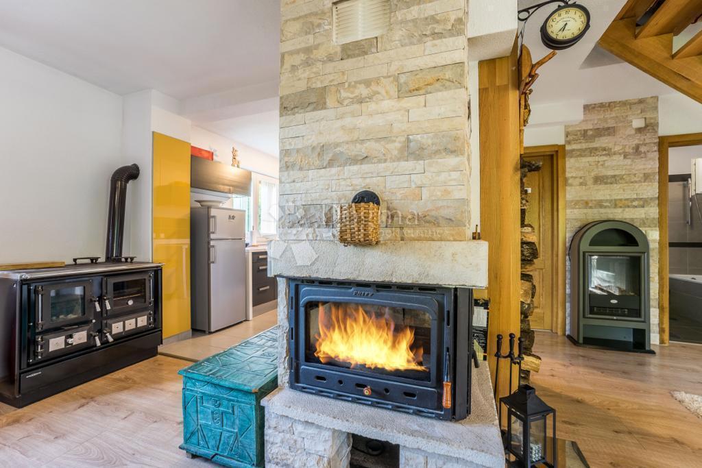 Casa Kruškovac, Gospić - Okolica, 200m2