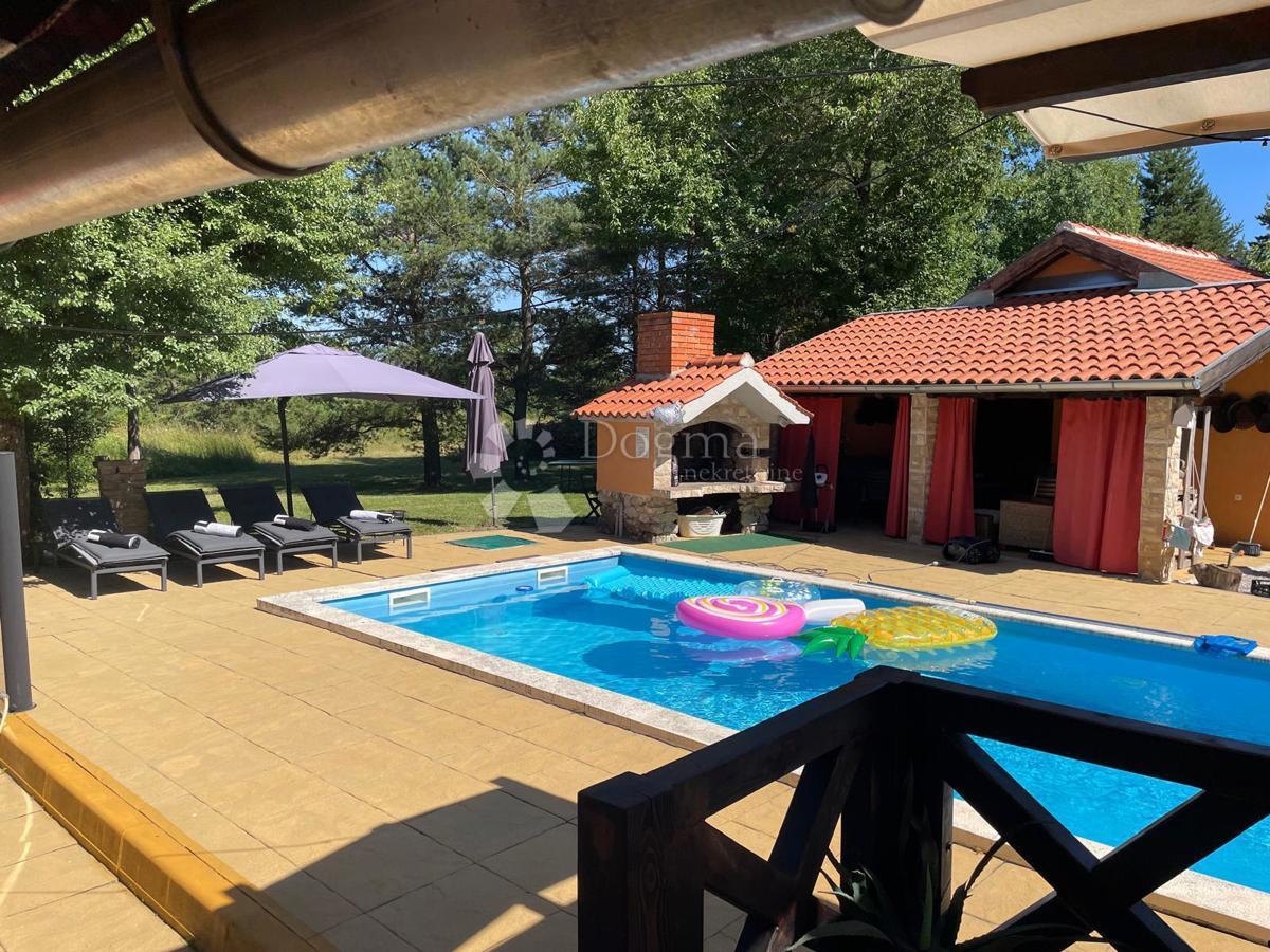 Casa Kruškovac, Gospić - Okolica, 200m2