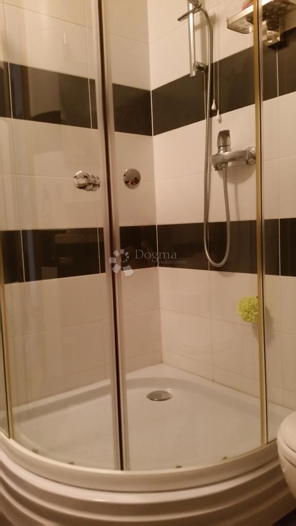 Casa Kruškovac, Gospić - Okolica, 200m2