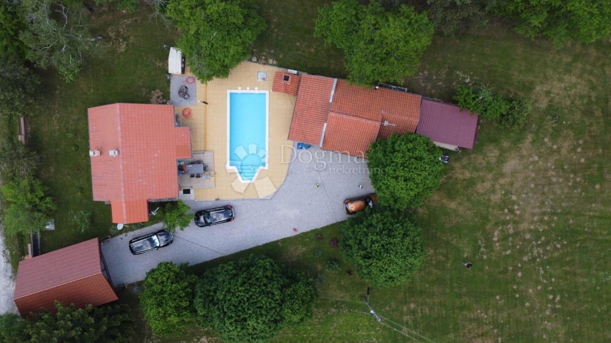 Casa Kruškovac, Gospić - Okolica, 200m2