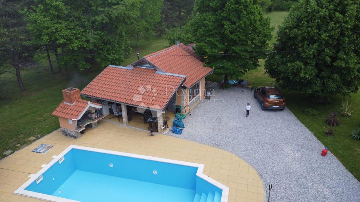 Casa Kruškovac, Gospić - Okolica, 200m2