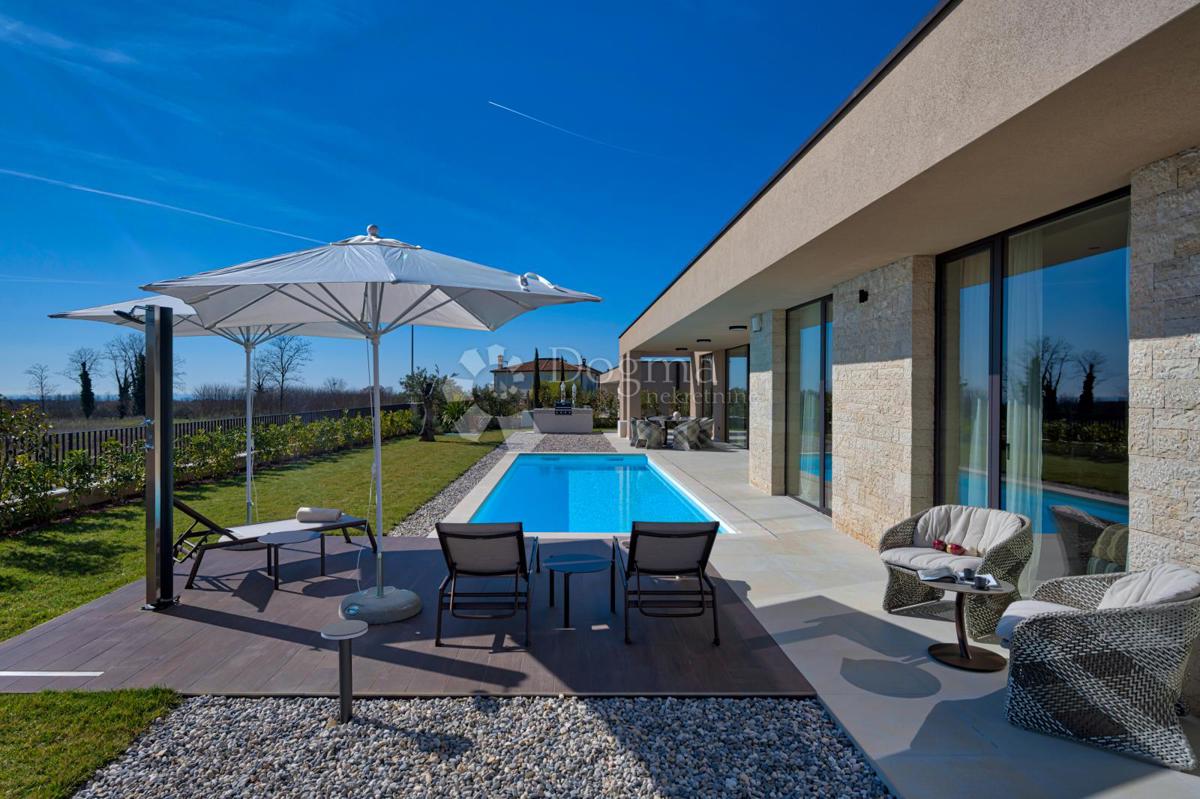Villa esclusiva smart home, completamente attrezzata, con vista aperta