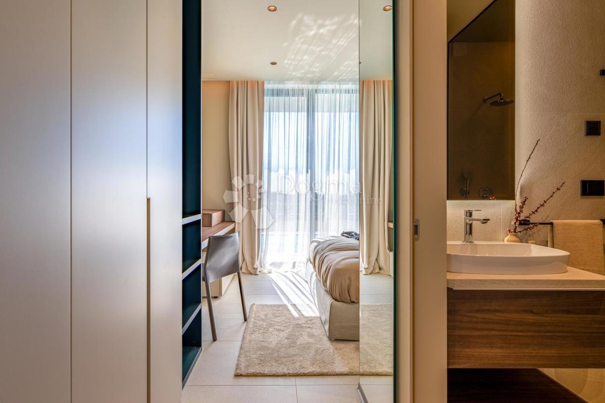 Villa esclusiva smart home, completamente attrezzata, con vista aperta