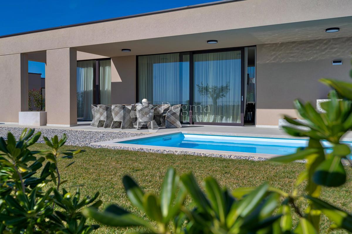 Villa esclusiva smart home, completamente attrezzata, con vista aperta