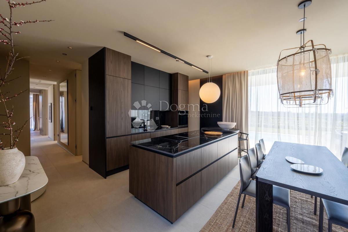 Villa esclusiva smart home, completamente attrezzata, con vista aperta