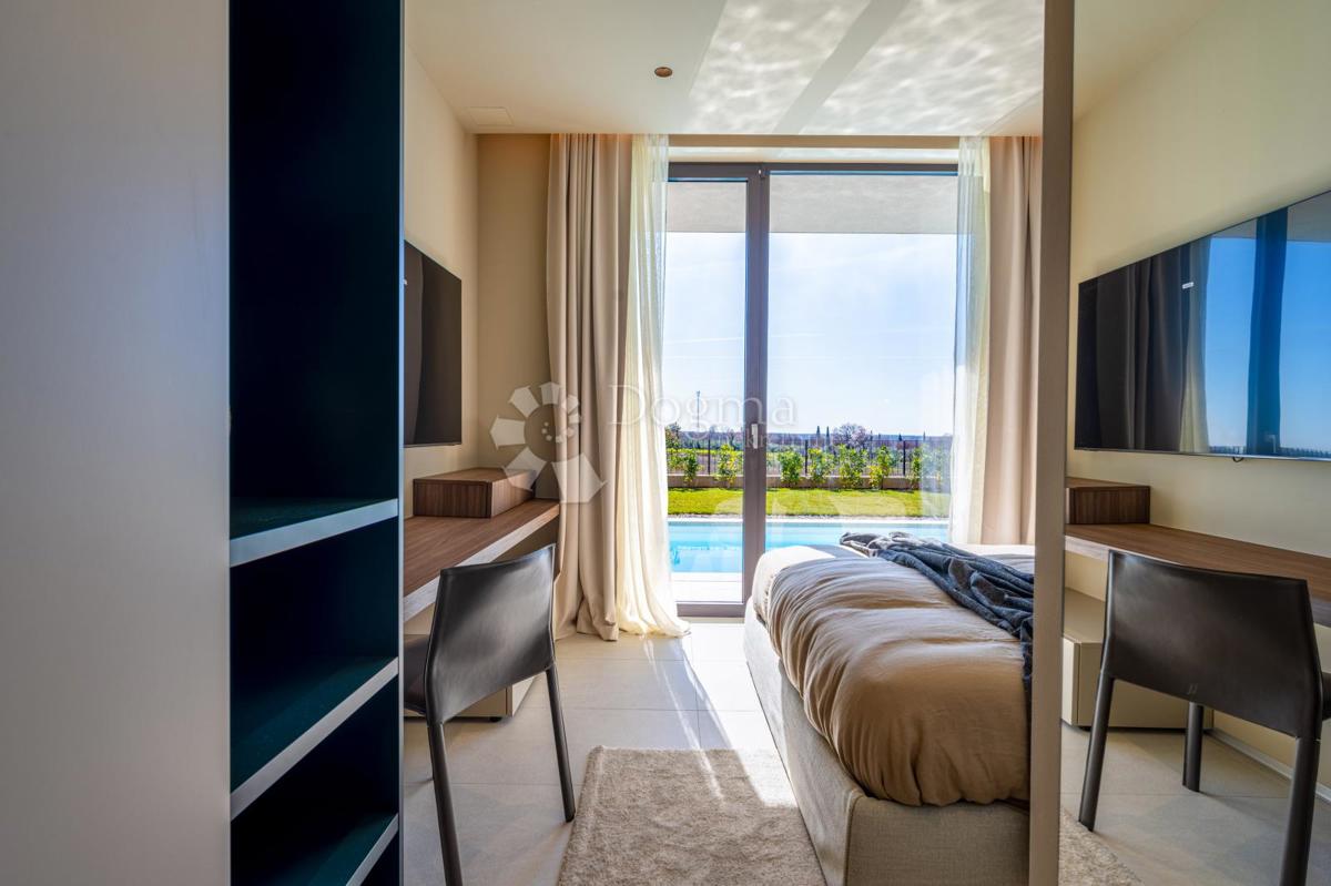Villa esclusiva smart home, completamente attrezzata, con vista aperta