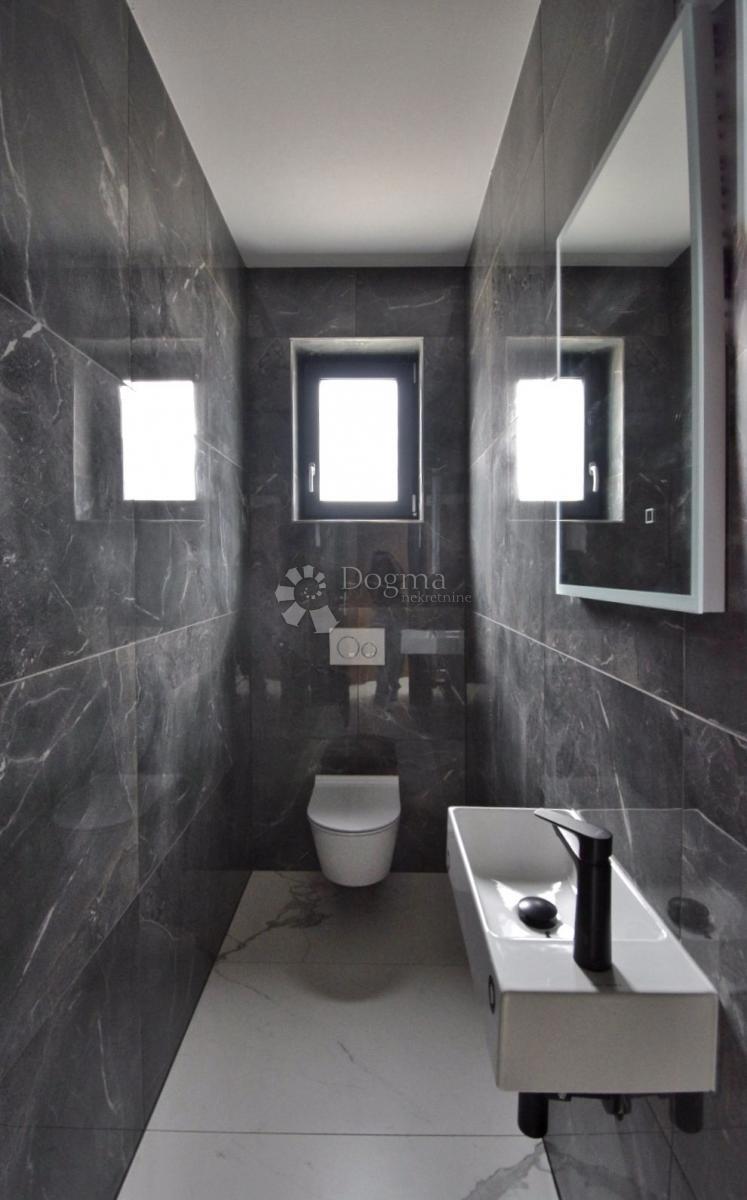 Allogio Štinjan, Pula, 73m2