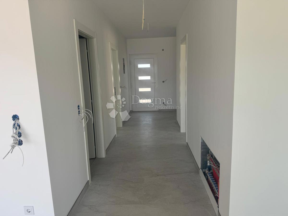 Casa Lukavec, Velika Gorica - Okolica, 99m2