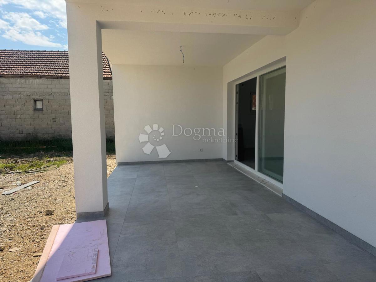 Casa Lukavec, Velika Gorica - Okolica, 99m2