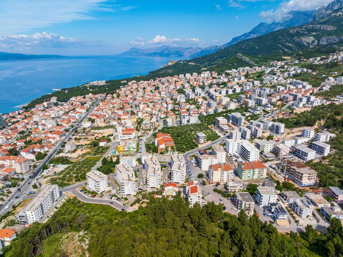 Terreno edificabile Makarska, 2.017m2