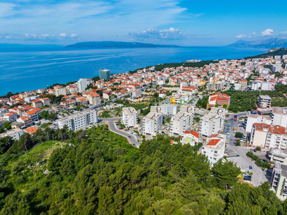Terreno edificabile Makarska, 2.017m2