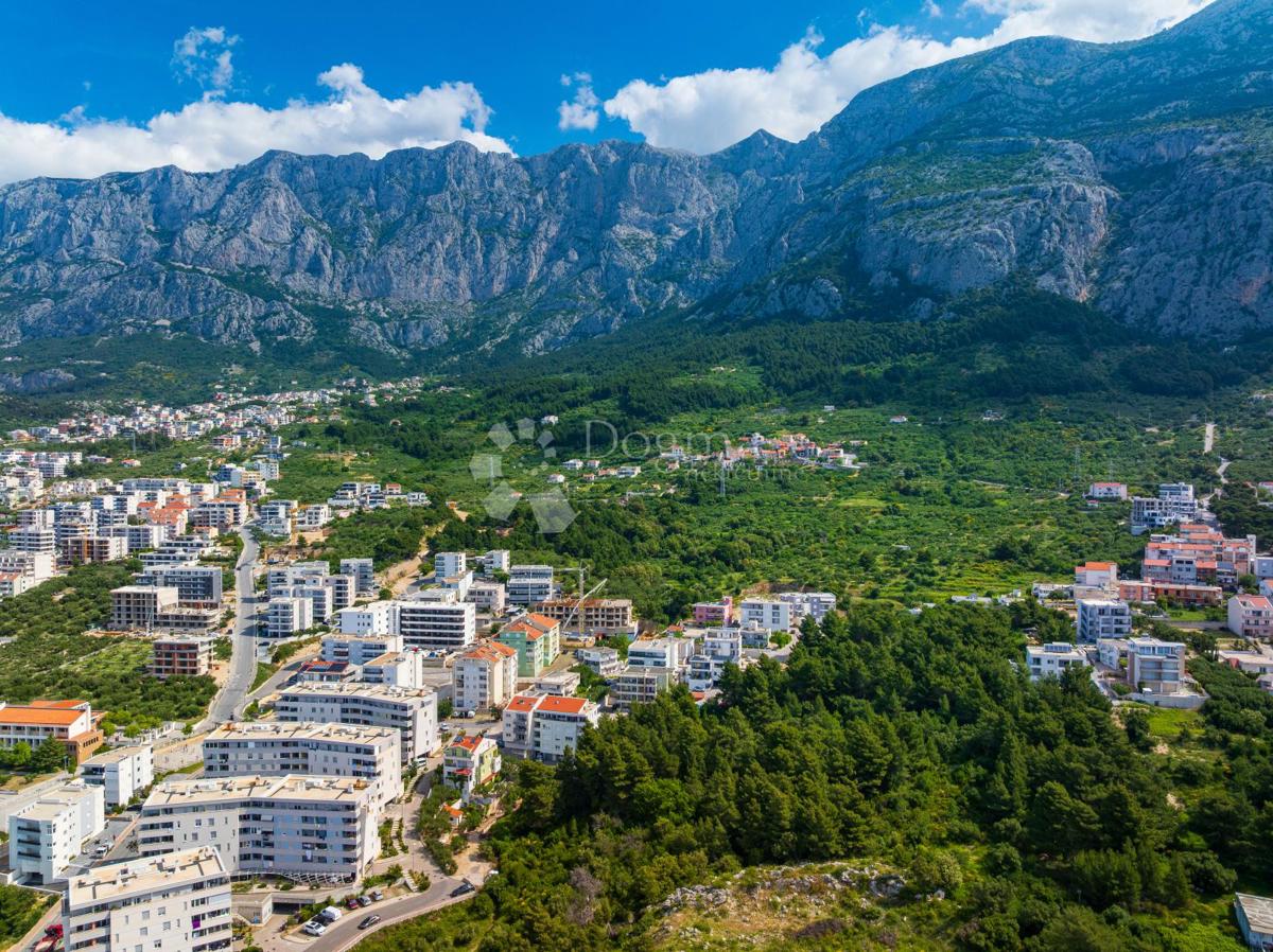 Terreno edificabile Makarska, 2.017m2