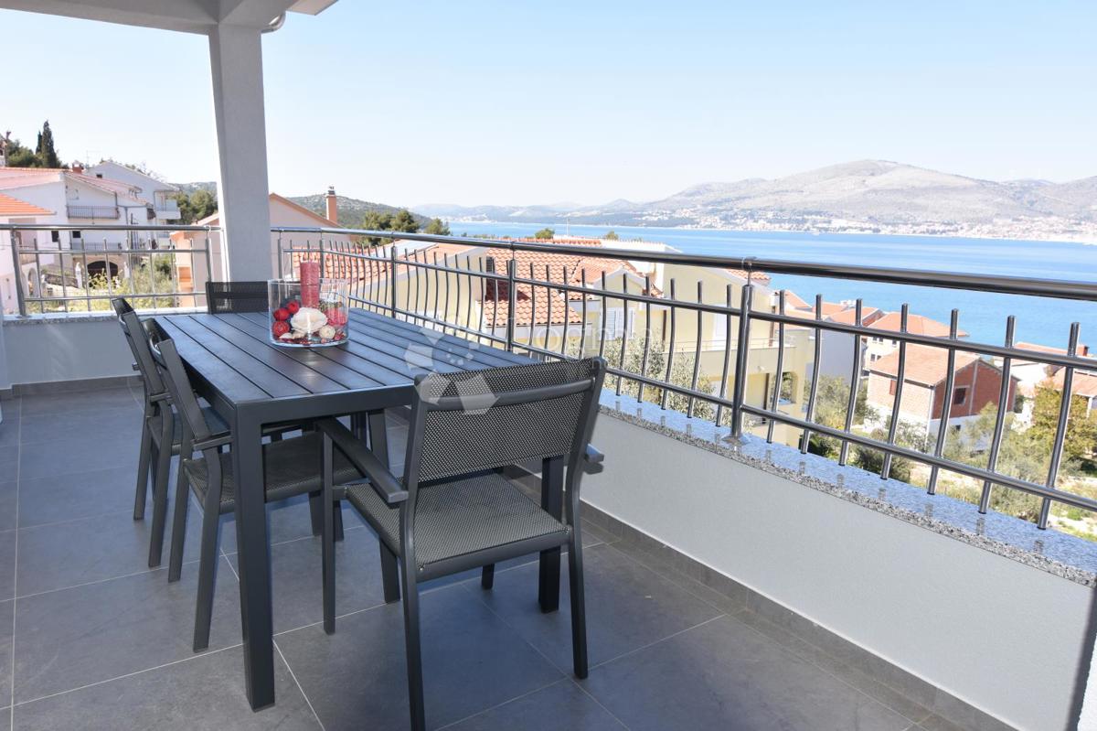 Casa Okrug Gornji, Okrug, 690m2