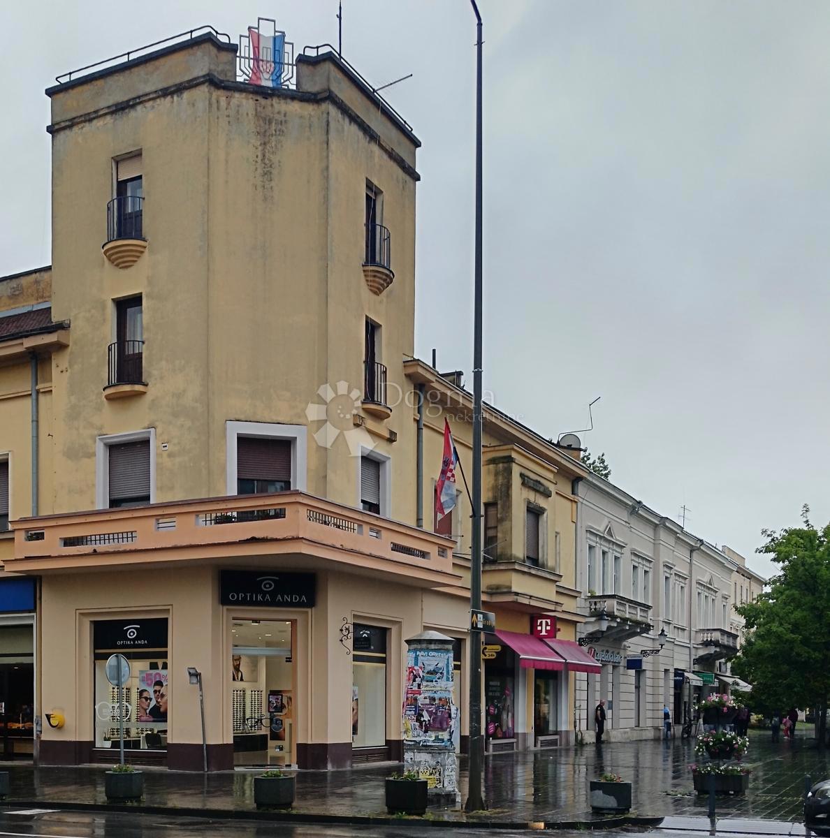 Locale commerciale Centar, Slavonski Brod, 108m2