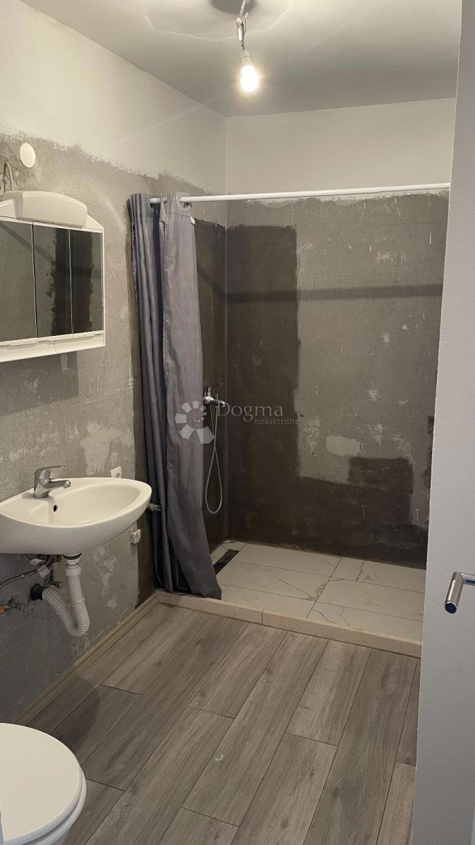 Appartamento Lumbarda, 112m2