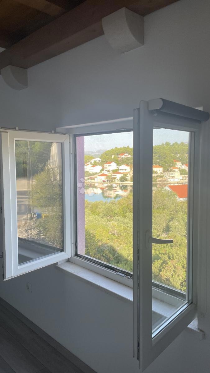 Appartamento Lumbarda, 112m2