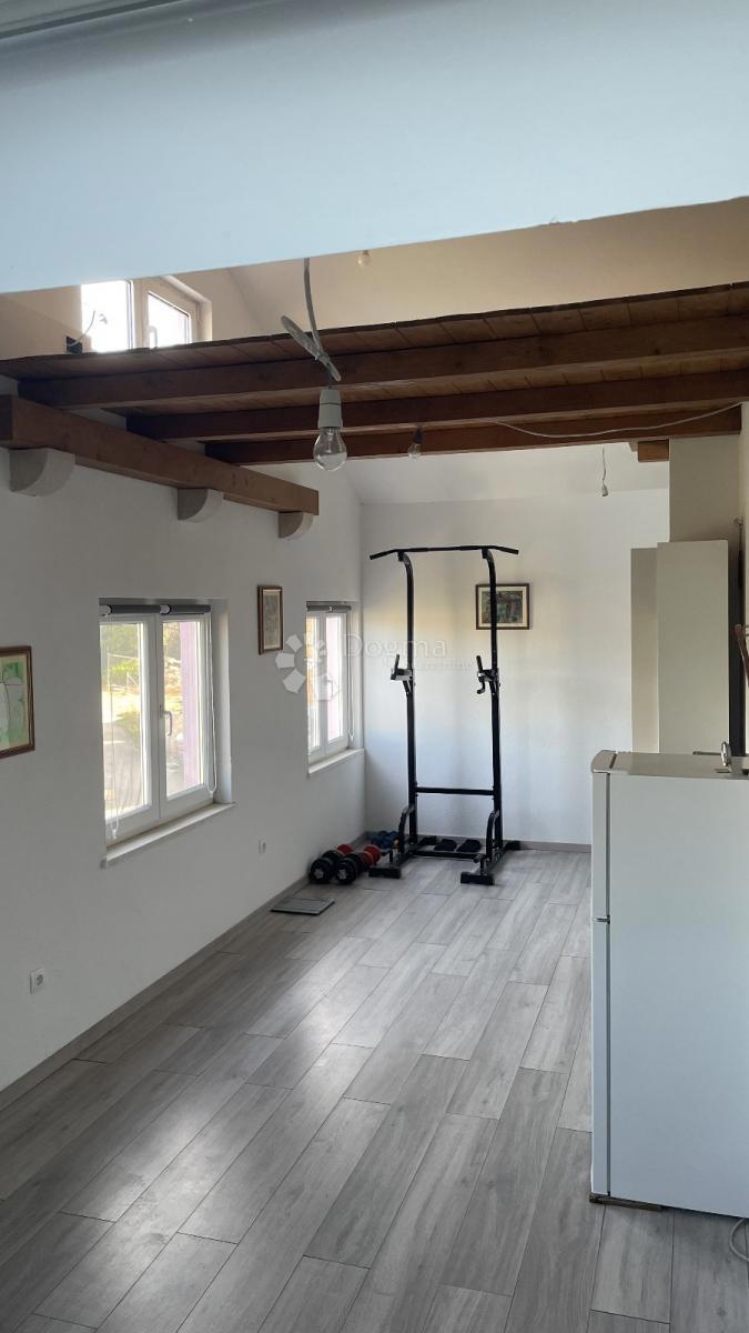 Appartamento Lumbarda, 112m2