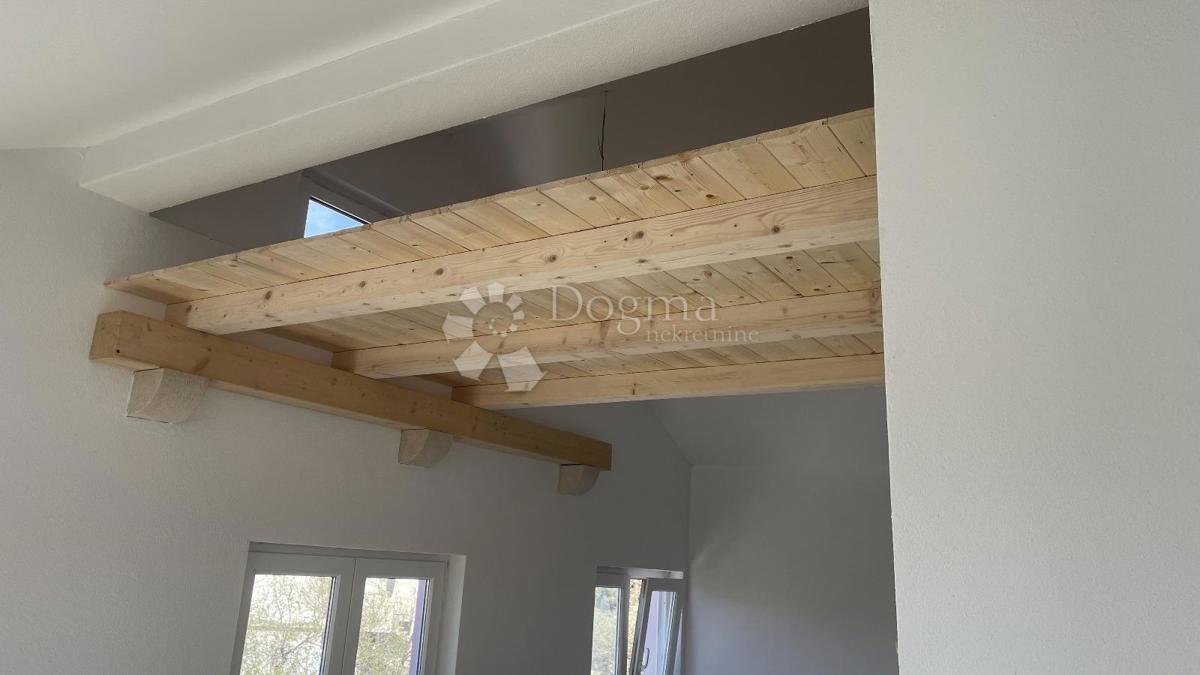 Appartamento Lumbarda, 112m2