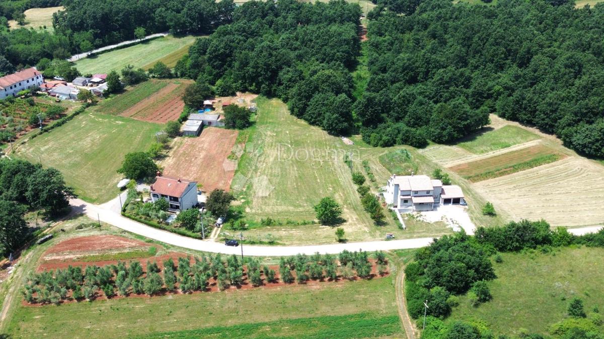 Terreno edificabile Barban, 797m2