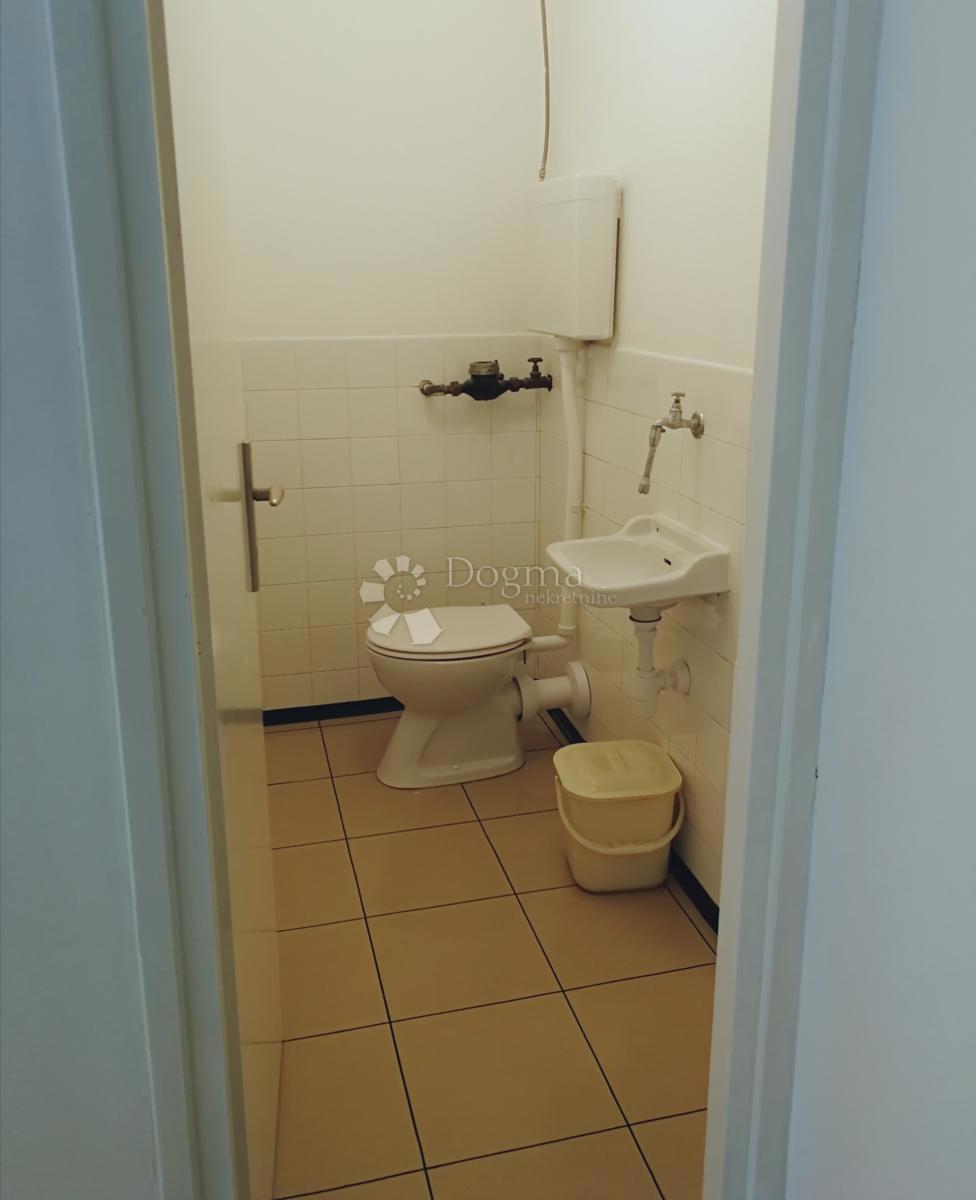 Allogio Voštarnica, Zadar, 71,68m2