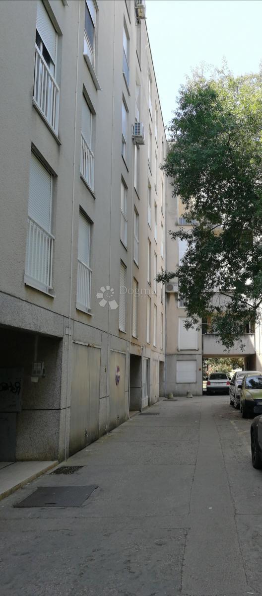 Allogio Voštarnica, Zadar, 71,68m2