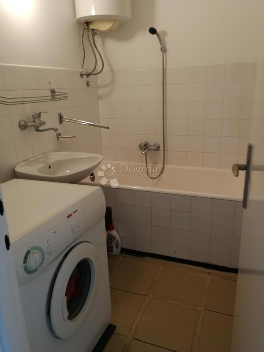 Allogio Voštarnica, Zadar, 71,68m2