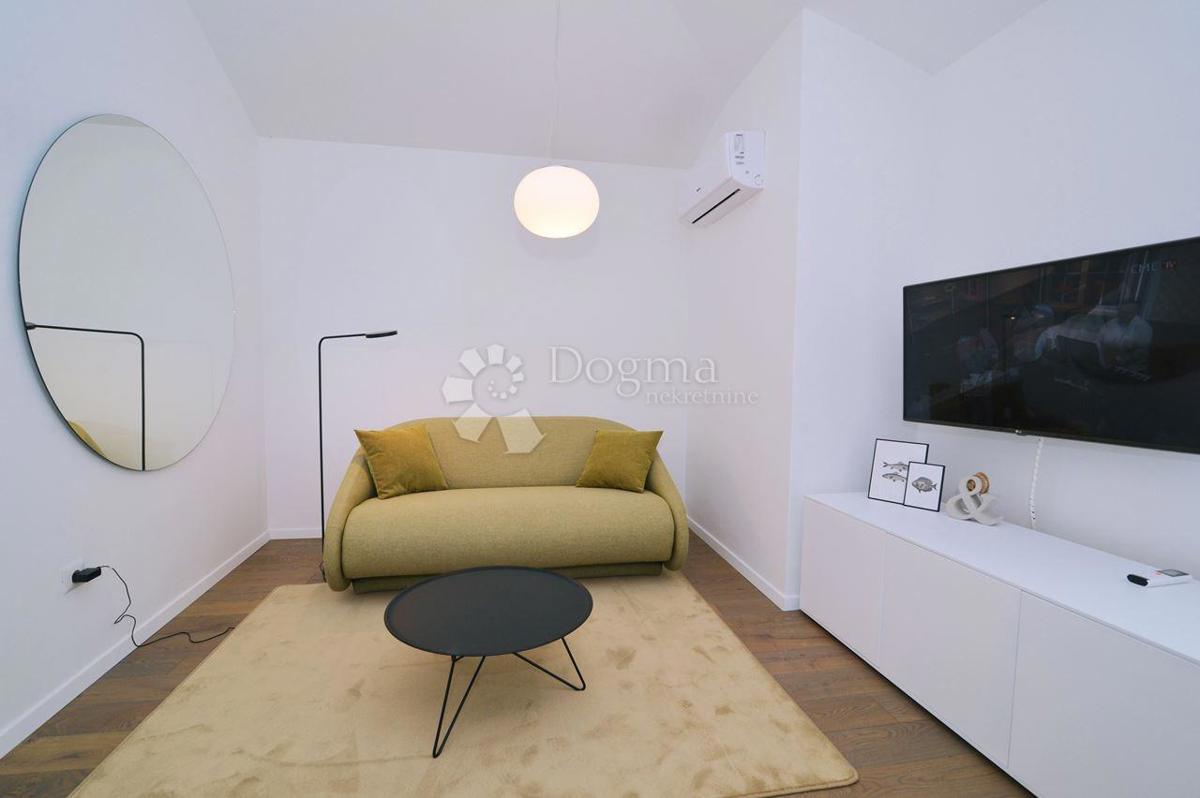 LOVRAN – Appartamento Esclusivo a 50 Metri dal Mare