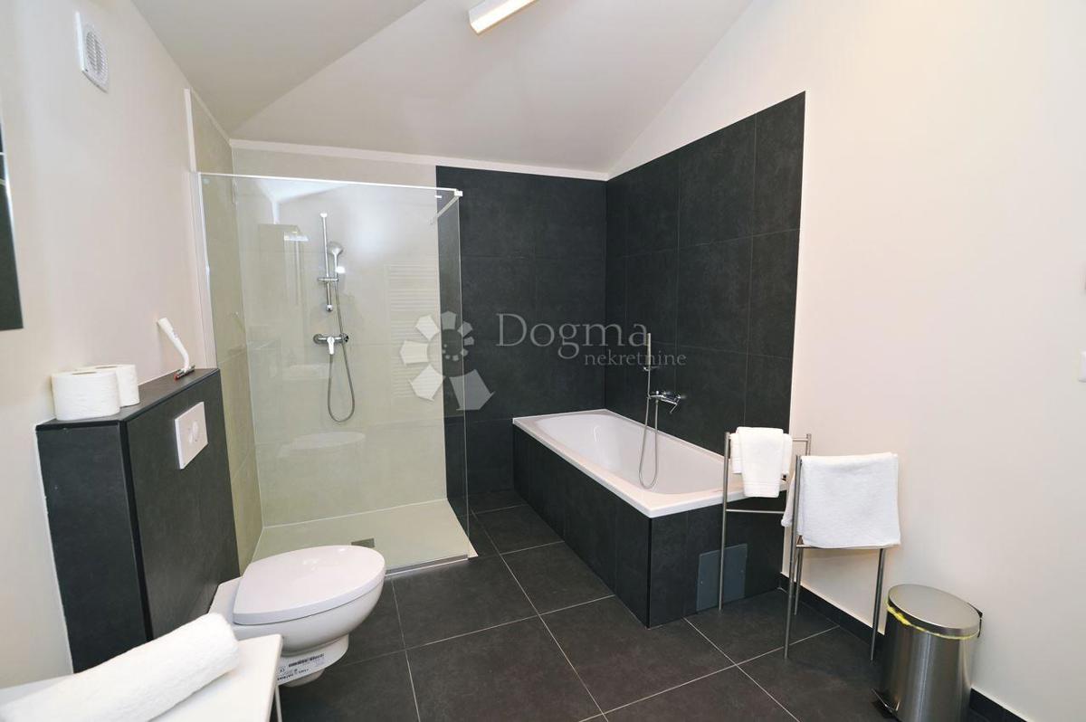 LOVRAN – Appartamento Esclusivo a 50 Metri dal Mare