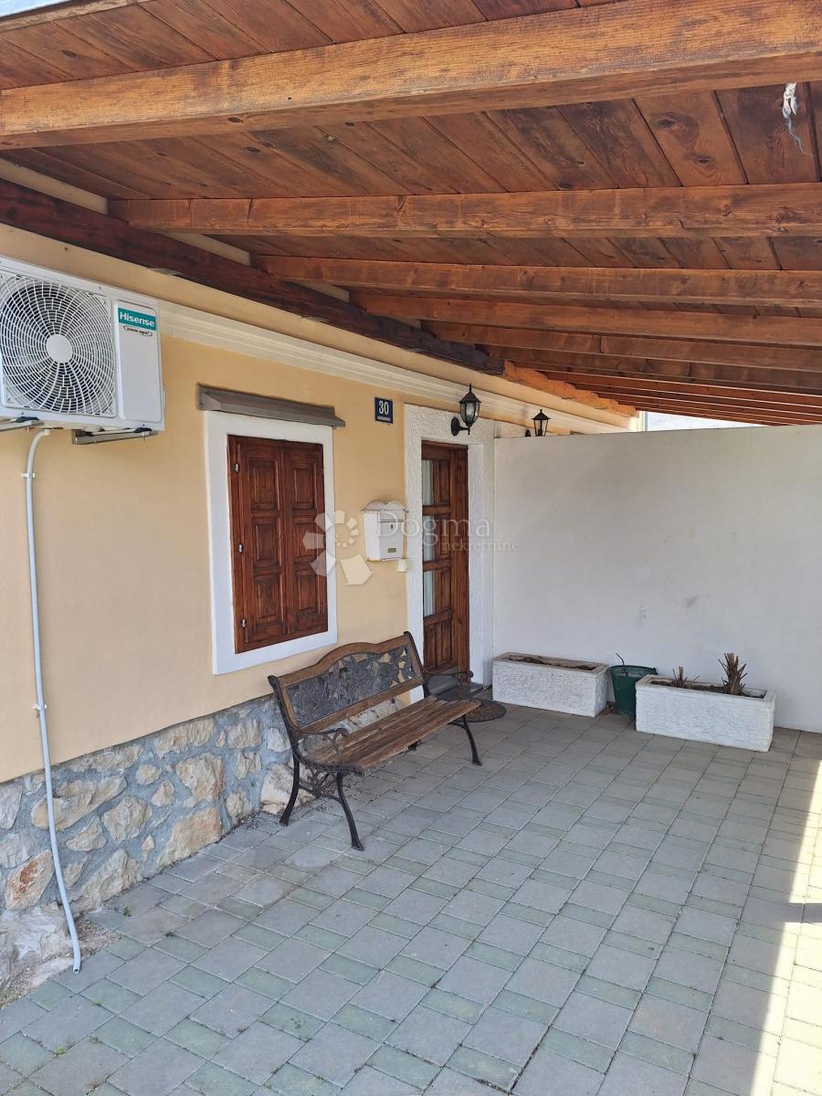 Casa Omišalj, 82m2