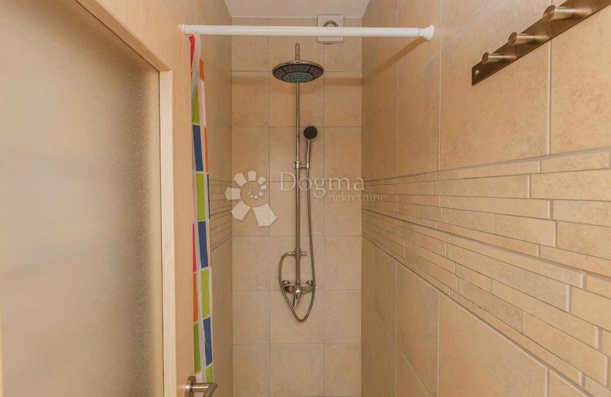 Casa Mastrinka, Trogir - Okolica, 156m2