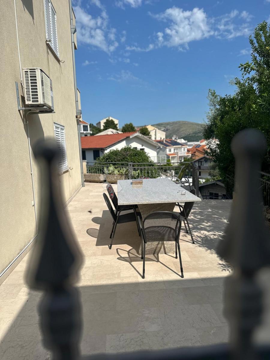 Casa Mastrinka, Trogir - Okolica, 156m2