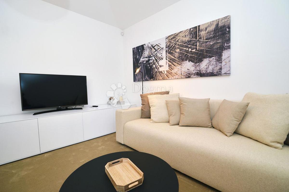 LOVRAN – Appartamento Esclusivo a 50 Metri dal Mare