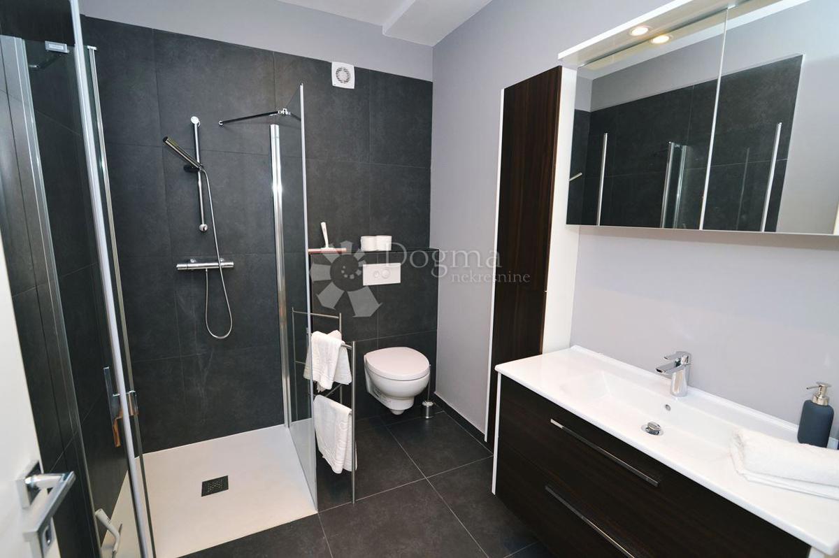 LOVRAN – Appartamento Esclusivo a 50 Metri dal Mare